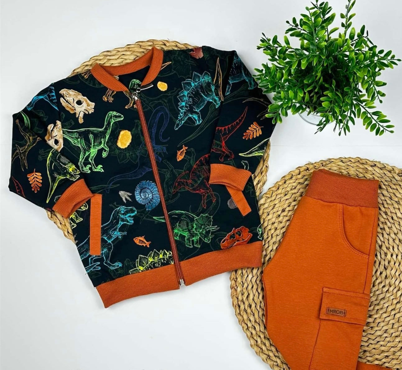 Dres chłopięcy DINOZAUR ROZMIARY 86-134 MROFI