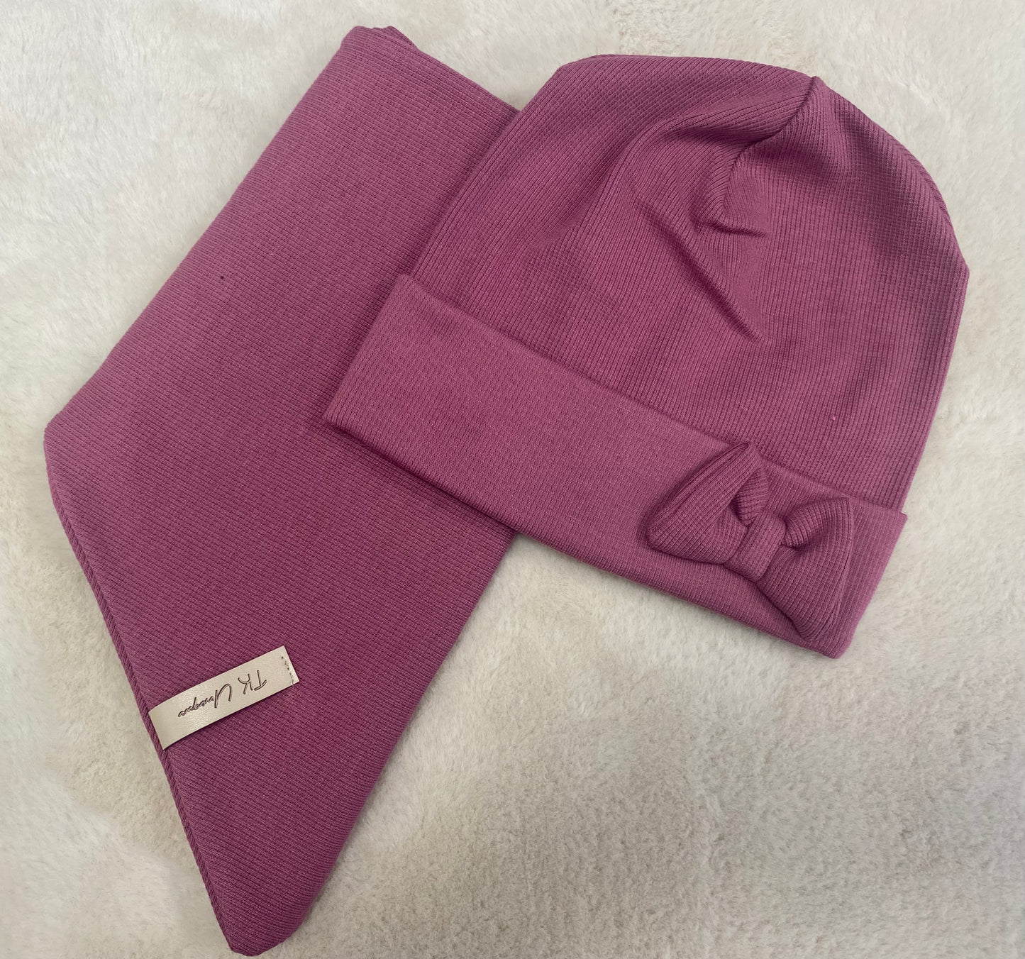 Czapki wiosenne ROZMIAR 54 TK