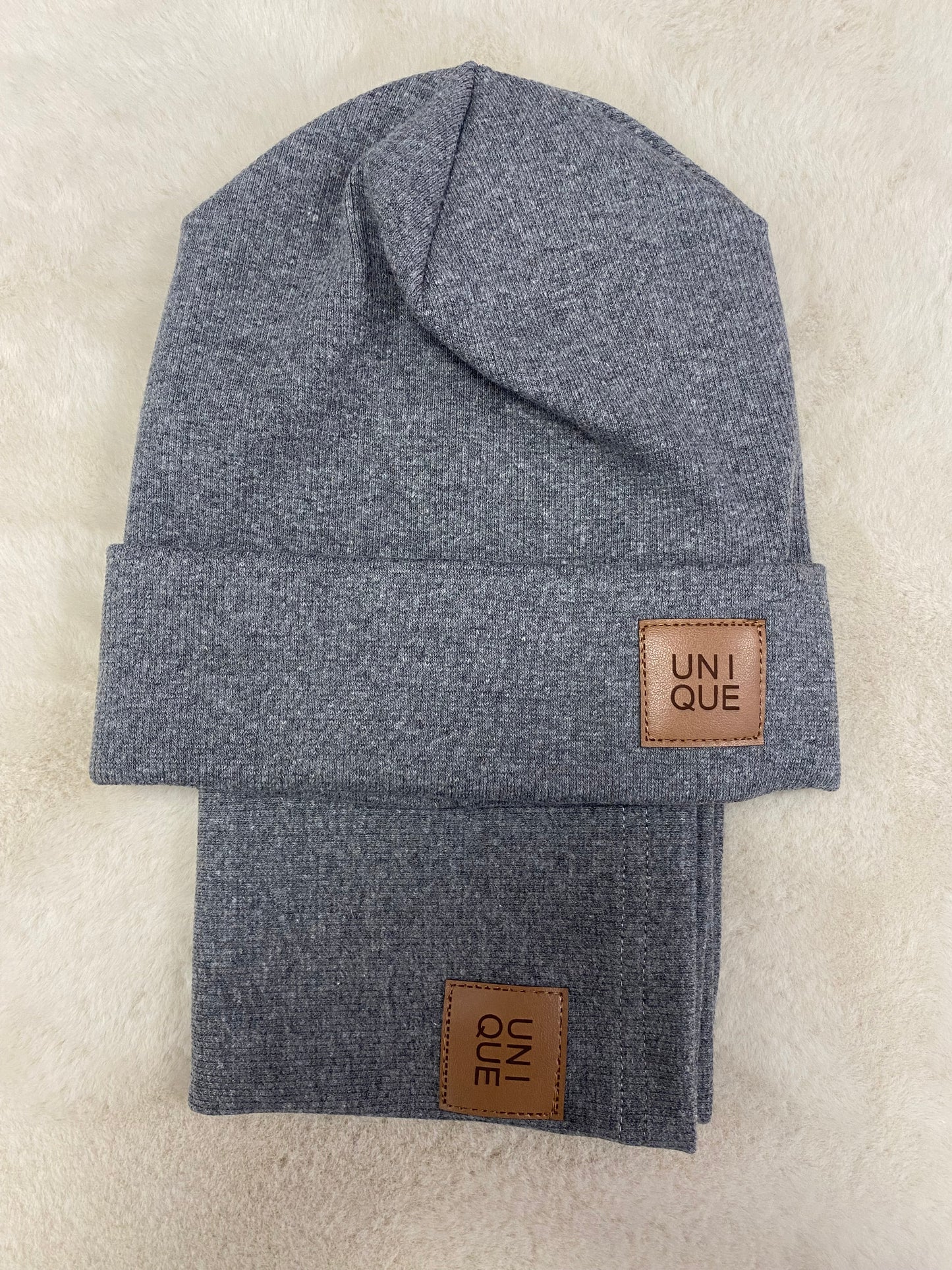 Czapki wiosenne ROZMIAR 54 TK