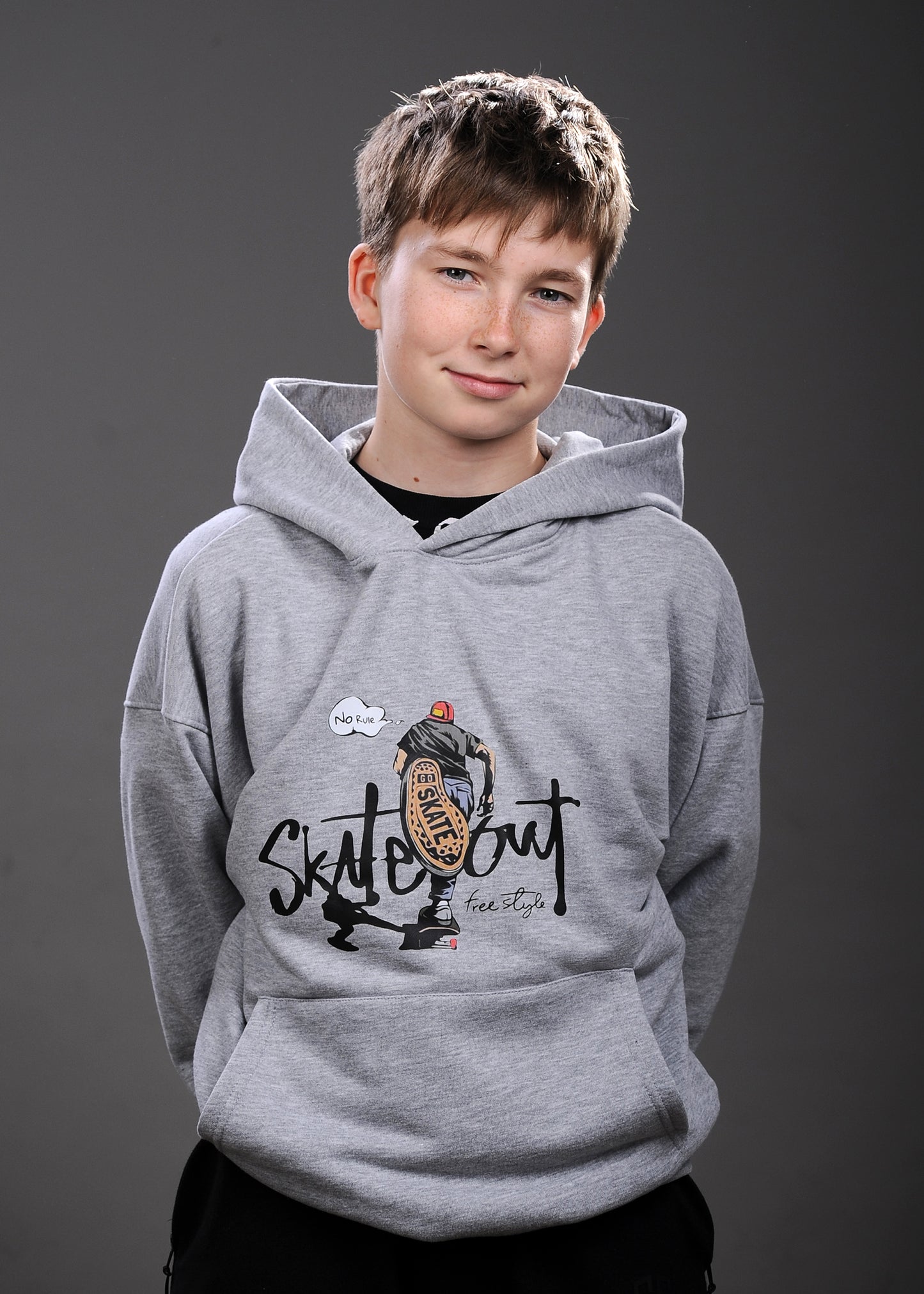 Bluza kangurka ROZMIAERY  152-170 MATREX