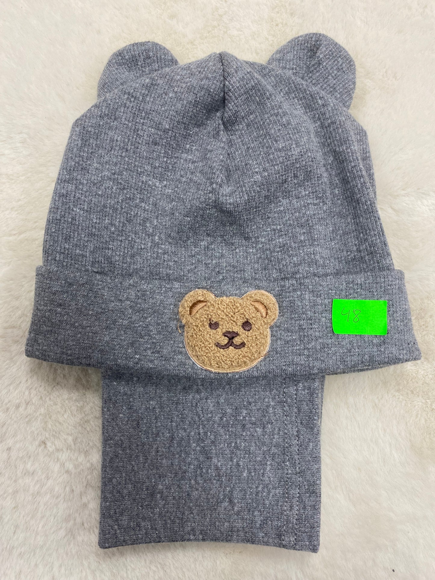 Czapki wiosenne ROZMIAR 48 TK