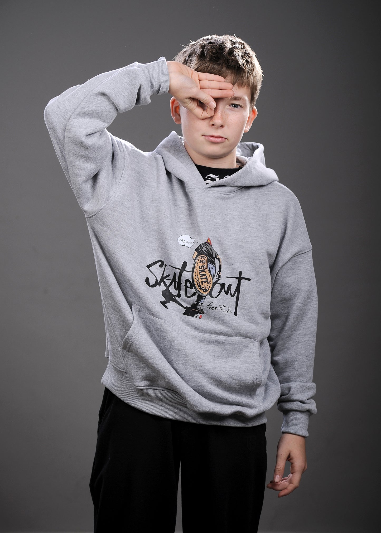 Bluza kangurka ROZMIAERY  152-170 MATREX